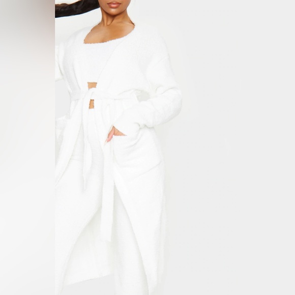 Cream Chenille Cardigan, Crop Top & Pants Set☁️ - Picture 5 of 14